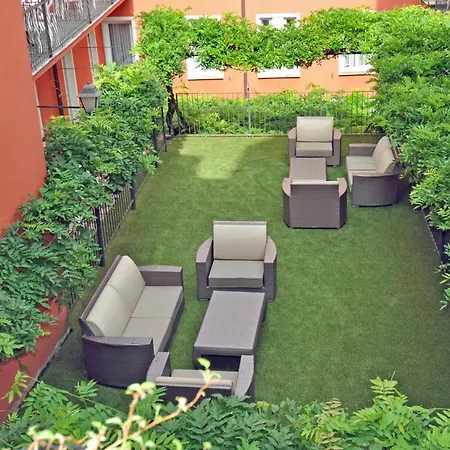 Cavour 30tre - Moderno Otel 3*