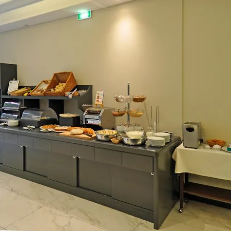 Cavour 30tre - Moderno Stresa