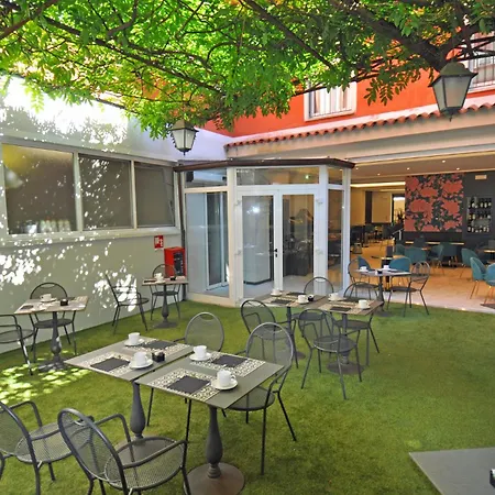 Ξενοδοχείο Cavour 30tre - Moderno