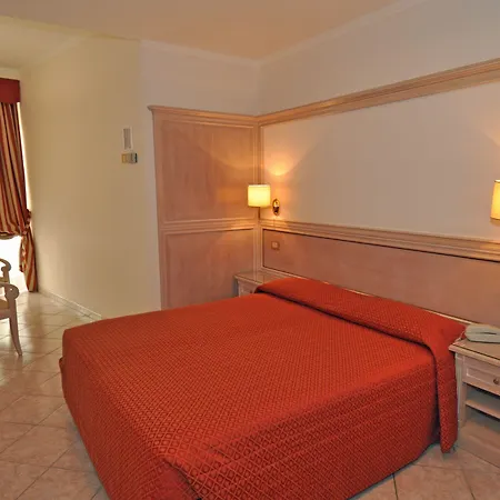 Ξενοδοχείο Cavour 30tre - Moderno