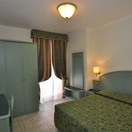 Cavour 30tre - Moderno Στρέσα