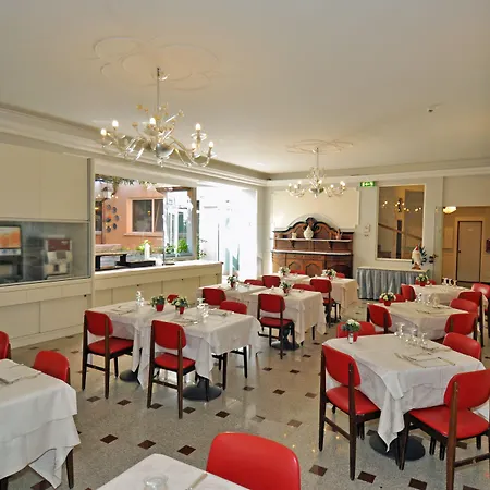 Cavour 30tre - Moderno Stresa