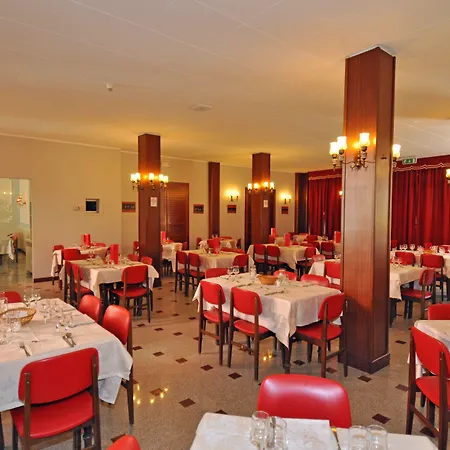 Ξενοδοχείο Cavour 30tre - Moderno 3*