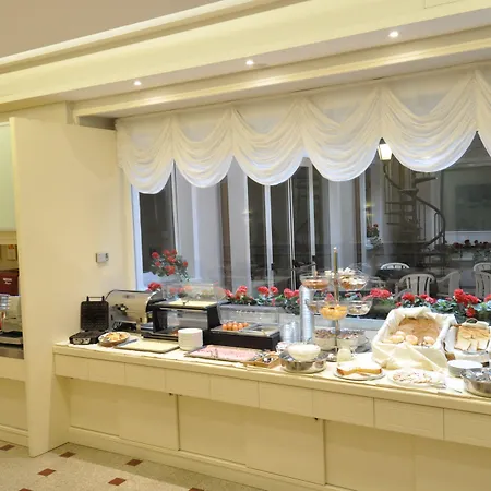 Cavour 30tre - Moderno Otel Stresa