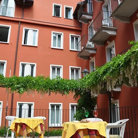 Moderno - Cavour 30tre Hotel Stresa