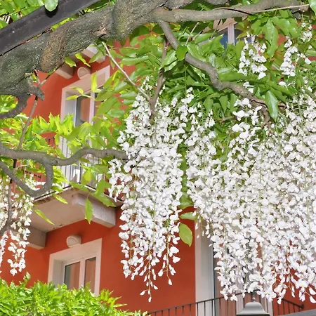 Cavour 30tre - Gia Moderno Stresa