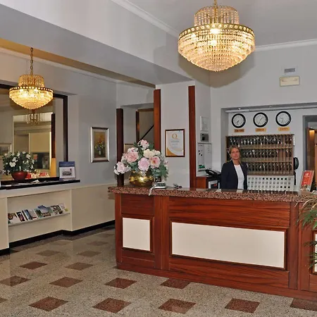 Hotel Cavour 30tre - Gia Moderno 3*