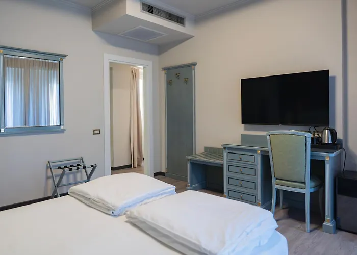 Cavour 30tre - Moderno Szálloda