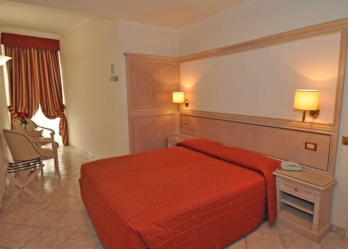 Otel Cavour 30tre - Moderno