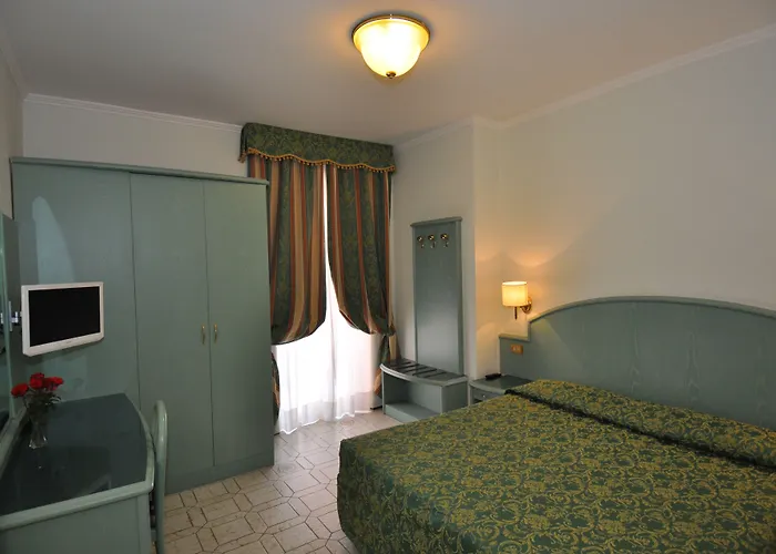 Cavour 30tre - Moderno Stresa