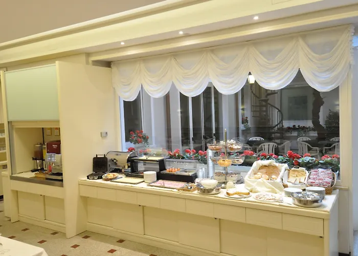 Cavour 30tre - Moderno Otel Stresa
