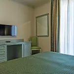 Cavour 30tre - Moderno 3*