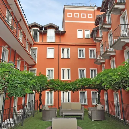 Cavour 30tre - Moderno Per Tradizione Hotel 3*